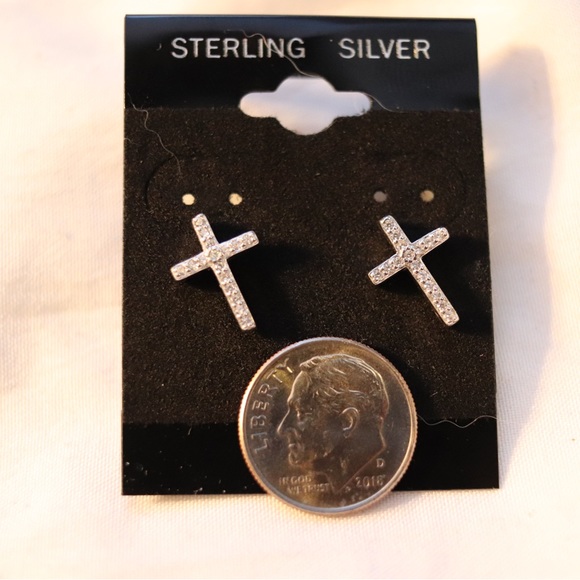 Jewelry - Sterling Silver Cross earrings
